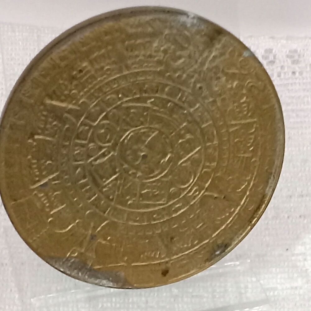 AZTEC Calendar Mexico Souvenir Metal Dual Graphic Paperweight